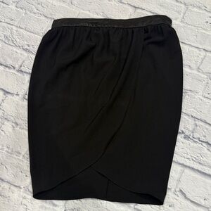 Alice + Olivia Elegant Black Pencil Skirt